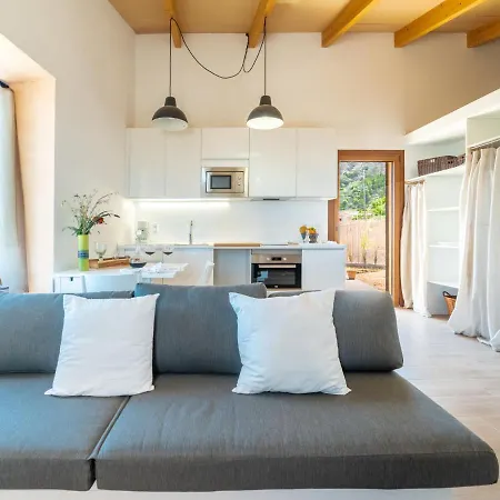 Sa Caseta Des Camp By Interhome *
